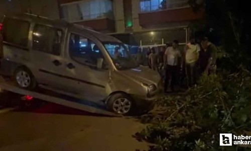 Sincan'da hafif ticari araç bahçe duvarına çarptı 1 kişi yaralandı