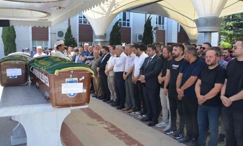Başkan Çırpanoğlu, Kahramankazan'daki trafik kazasında hayatını kaybedenlerin cenaze törenine katıldı