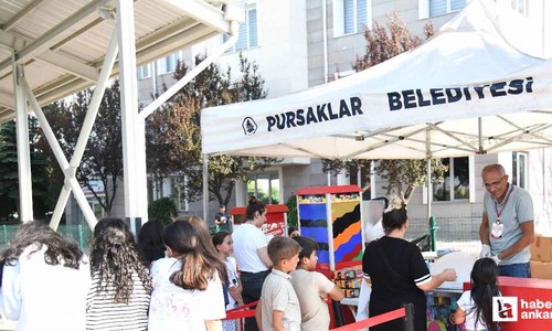 Pursaklar Belediyesi'nin düzenlediği 4.Pursaklar Çocuk Şenliği tüm hızıyla devam ediyor