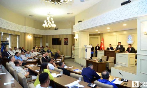 Başkan Çırpanoğlu: 'Kısıtlı bütçeyle iyi bir yönetim sergiliyoruz'