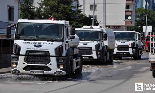 Etimesgut Belediyesi, haşere ve karasinekle mücadeleyi sürdürüyor