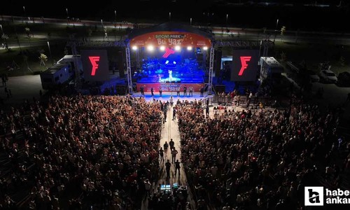 Sincan Belediyesi'nin yaz konserinde bu gece sahne Derya Uluğ'un!