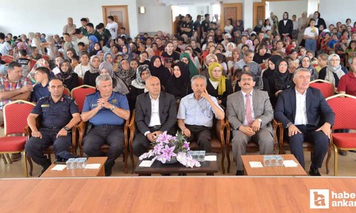 Kahramankazan Belediyesi yaz kursunu tamamlayan öğrencilerin heyecanına ortak oldu