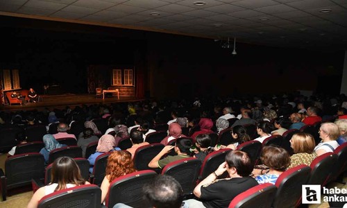 Pursaklar Belediyesi'nden yeni tiyatro oyunu: Kadın Sığınağı!