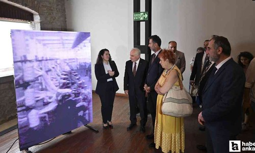 Ankara'da Cumhuriyetin 102. yıl dönümü için hazırlanan fotoğraf sergisi açıldı!