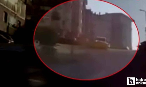 Mamak’ta trafik kazası: Taksi ile kamyonet çarpıştı!