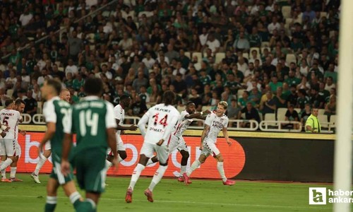 Samsunspor öne geçtiği maçta Panathinaikos'a 2-1 mağlup oldu