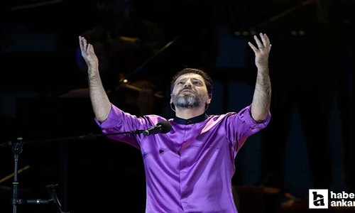 Dünyaca ünlü besteci ve müzisyen Sami Yusuf, Türk hayranlarıyla buluştu!