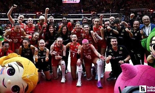 Kadın voleybolunda yine tarih yazdık!