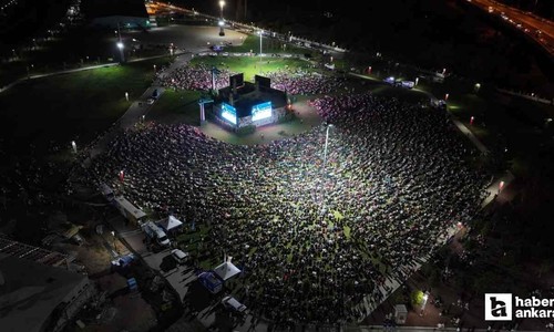 ABB'nin kurduğu dev ekranlarda Ankaralılar milli maç coşkusunu yaşadılar