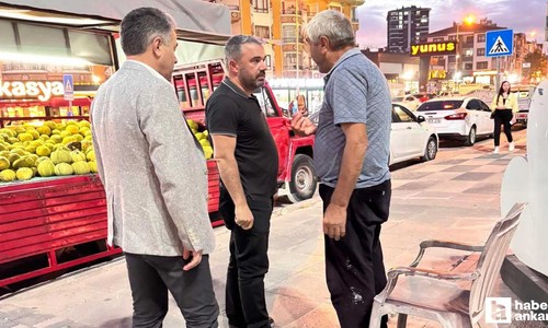 Pursaklar Belediye Başkanı Çetin, Hicret Camii Meydanı'nda vatandaşlarla buluştu