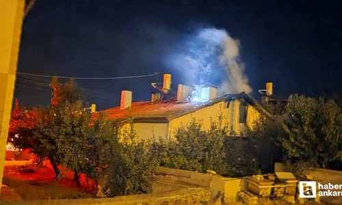 Elmadağ'da iki katlı binada çıkan yangında 2 kişi dumandan etkilendi