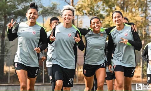 Kadın Futbol Süper Ligi’nde dev randevu ABB Fomget mi, Galatasaray mı?