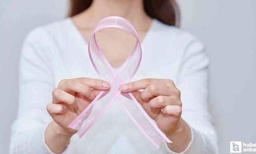 Meme kanserinde risk 50 yaşından sonra artıyor