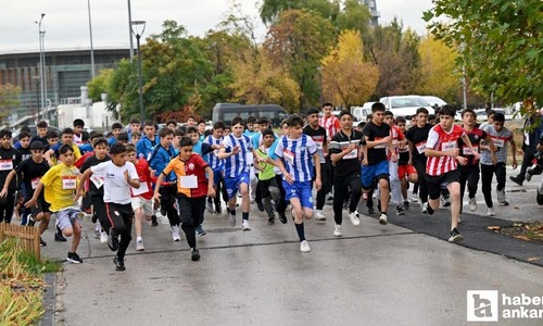 Altındağ Belediyesi'nin düzenlediği 29 Ekim Cumhuriyet Koşusu gerçekleştirildi