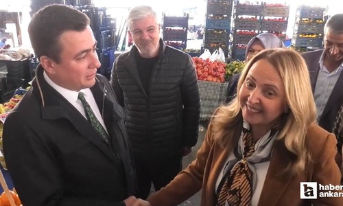 Pazarda karşılaşan Semra Dinçer ve Osman Gökçek arasında tatlı atışma!