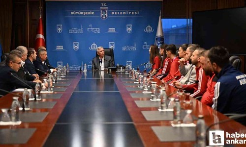 ASKİ Spor'un milli sporcularından Mansur Yavaş'a ziyaret!