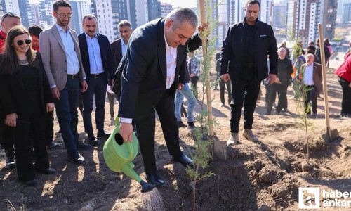 Keçiören'de 11 Kasım Milli Ağaçlandırma Günü'nde 300 çam fidanı dikildi