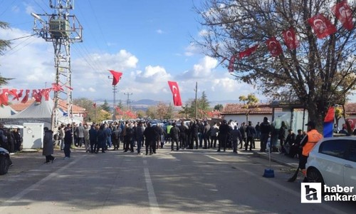 Şehit Pilot Üsteğmen Cüneyt Kandemir Gölbaşı'nda son yolculuğuna uğurlandı