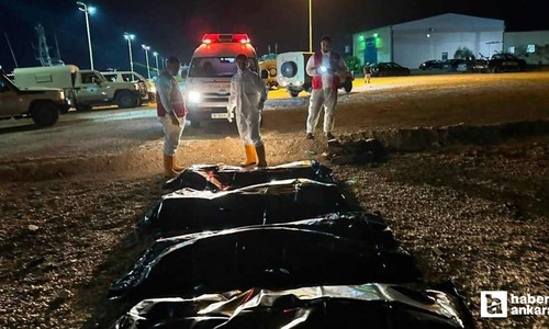 Düzensiz göçmenleri taşıyan tekneler Libya açıklarında alabora oldu: 4 ölü