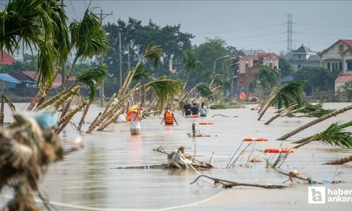 Vietnam'da sel felaketleri 41 can aldı, 9 kişi kayboldu