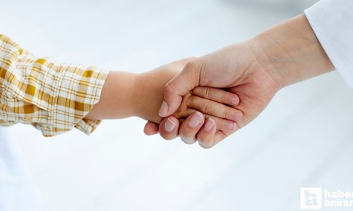 Etimesgut'ta pitbull saldırısına uğrayan küçük kıza psikososyal destek veriliyor