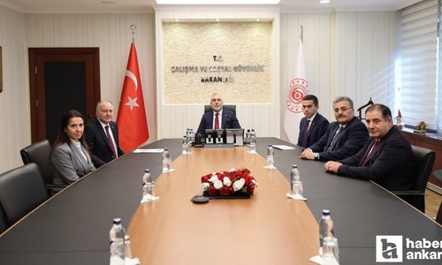 Bakan Işıkhan komisyon toplantısı öncesinde TÜRK-İŞ ve TİSK temsilcileriyle ön toplantı yaptı