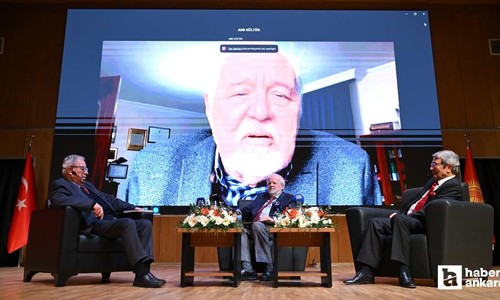 Ankara Büyükşehir Belediyesi'nin düzenlediği konferansta Türk dilinin geleceği konuşuldu