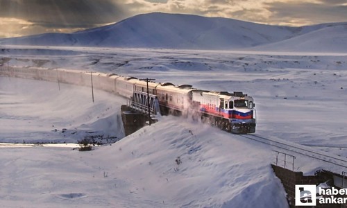 Ankara'dan yola çıkan Turistik Doğu Ekspresi Erzincan'a ulaştı
