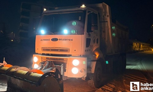 Altındağ Belediyesi ilçe genelinde tuzlama ve yol açma çalışmasını sürdürdü