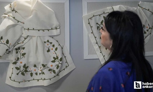Ankara'da Yüreğin Nuru isimli ipek iğne oyası sergisi ziyarete açıldı