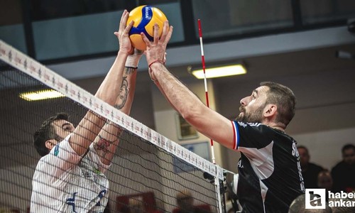 Voleyboldaki Başkent derbisinde sürpriz sonuç! Spor Toto, Ziraat Bankkart’ı yendi