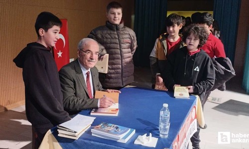 Nallıhan'da "Başarıda Motivasyon, Günümüzde Genç Olmak" konferansı yapıldı