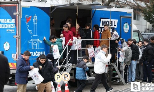 Pursaklar 4. Kitap Günleri'nde vatandaşlara çorba ikramı yapıldı