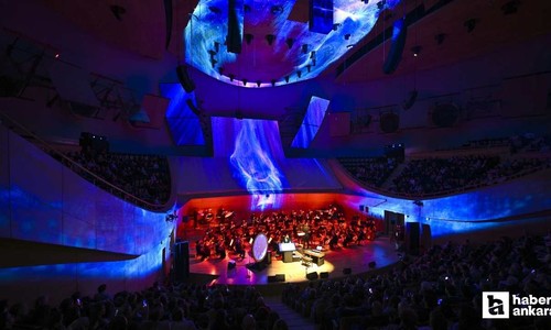 CSO Ada Ankara'da "Kozmik Senfoni"nin Türkiye prömiyeri yapıldı