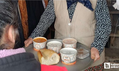 Güdül'de ihtiyaç sahiplerine sıcak yemek servisi uygulaması başladı