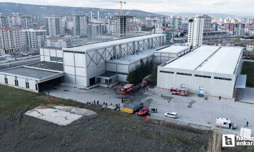 Ankara'da bir basım merkezinde çıkan yangında maddi hasar oluştu