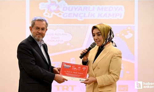 Ankara'da düzenlenen "Duyarlı Medya Gençlik Kampı" tamamlandı