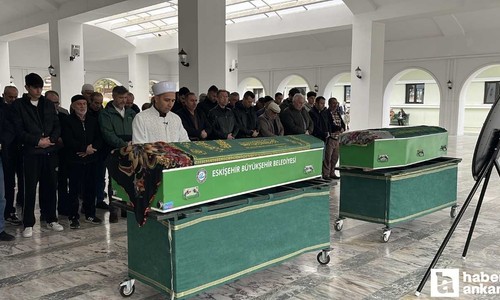 Sincan'da emekli uzman çavuşun öldürdüğü eşi ve kızı son yolculuklarına uğurlandı
