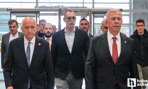 Etimesgut Belediye Başkanı Beşikcioğlu, ABB Başkanı Yavaş'ın basın açıklamasına katıldı