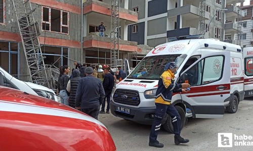 Kahramankazan'da iskele çöktü, 1'i ağır 3 işçi yaralandı