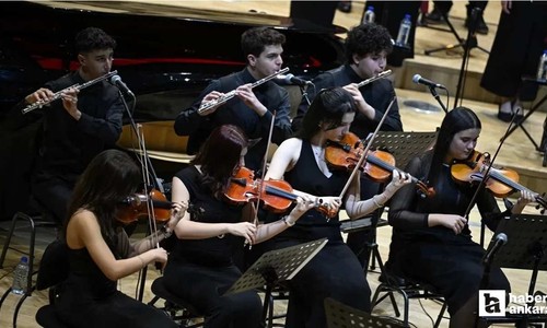 Hataylı depremzede öğrencilerden CSO Ada Ankara'da müzik ziyafeti