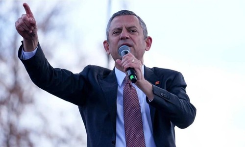 Özgür Özel: “Kendine güvenen, savcısına güvenen karşımıza çıksın”