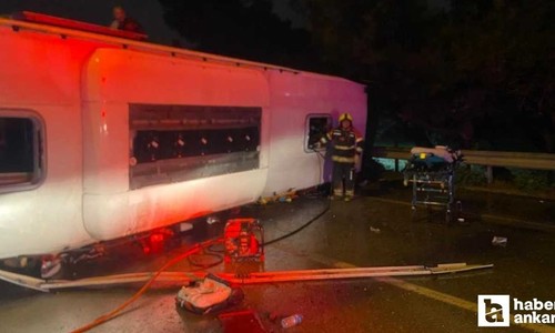 Balıkesir'de yolcu otobüsü devrildi:  3 ölü, 22 yaralı!