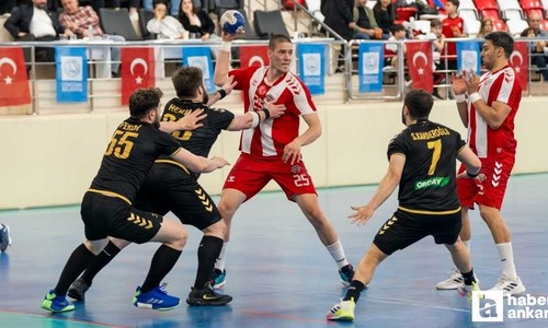 Hentbolda yarı final günü!