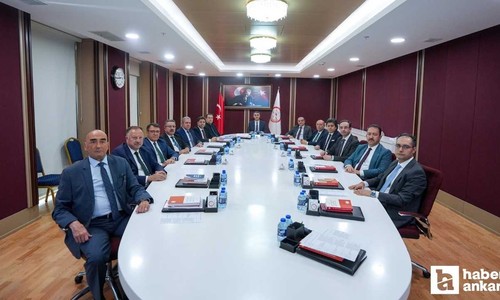 Yeni Başkan Serdar Mutta ve üyeleriyle, YSK ilk toplantısını yaptı