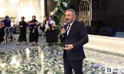 Pursaklar Belediyesinden anneler için unutulmaz matine!
