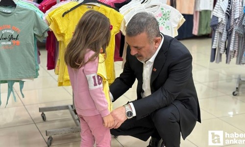 Sincan Belediye Başkanı Ercan 1100 çocuğa bayramlık hediye etti