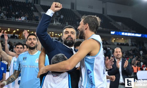 Türk Telekom, Anadolu Efes’le play – off ilk maçında karşılaşacak