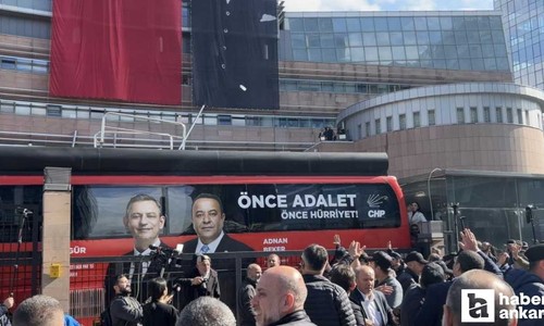 CHP Genel Merkezi'ne girmeye çalışan bir grupla polis arasında arbede yaşandı!